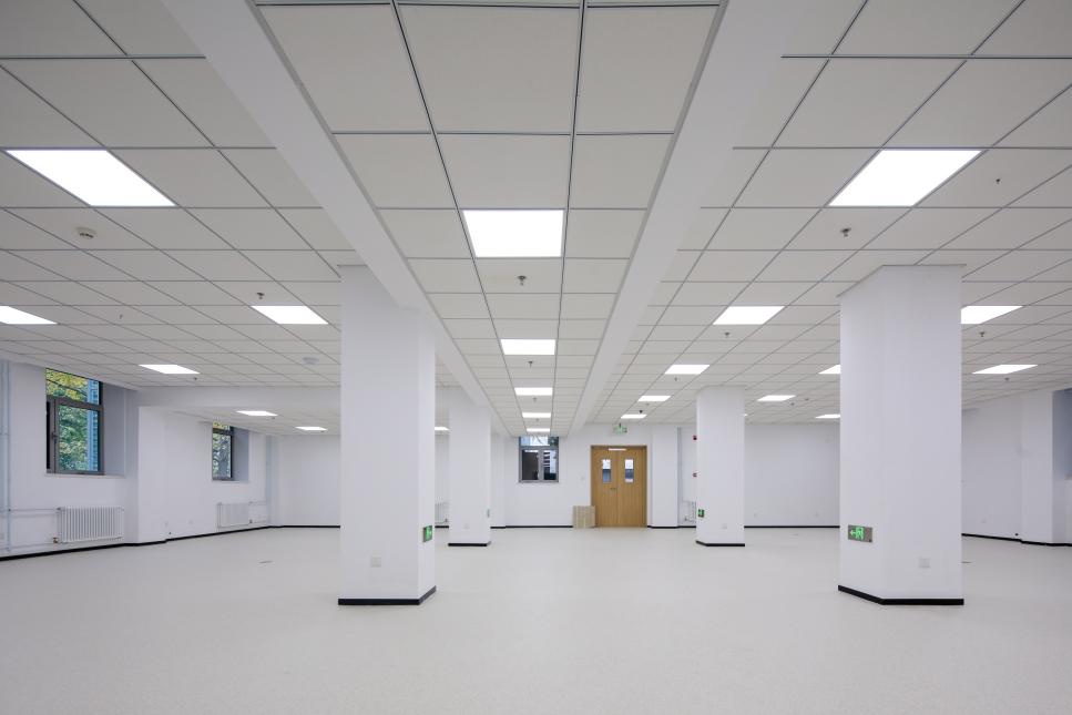 bw必威西汉姆联